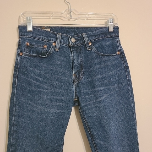 Levi's | Women's Dark Wash Slightly Distressed Skinny Jeans (Size 28 x 30) - Picture 2 of 15